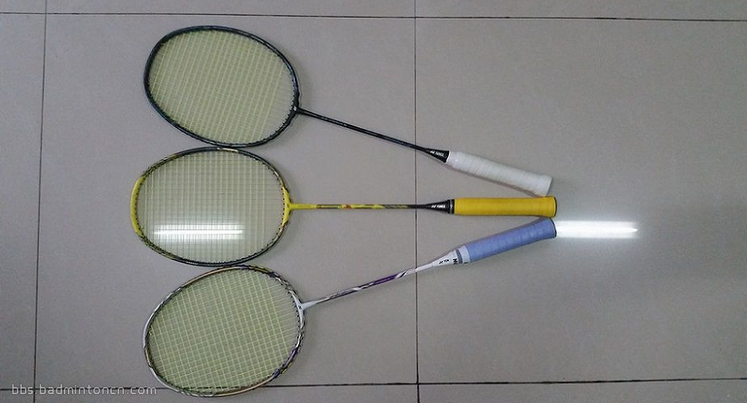 尤尼克斯林丹款VTZF2LD