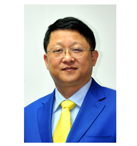 乒乓球裁判曹解民-不怕挑起重?fù)?dān)子